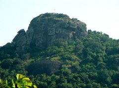 ��ӡ��������ɽ ����˭����Ҷ�붨��